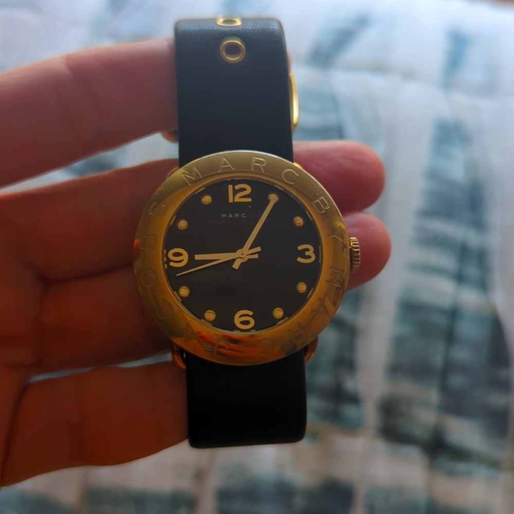 Marc Jacobs black leather & gold watch - rare